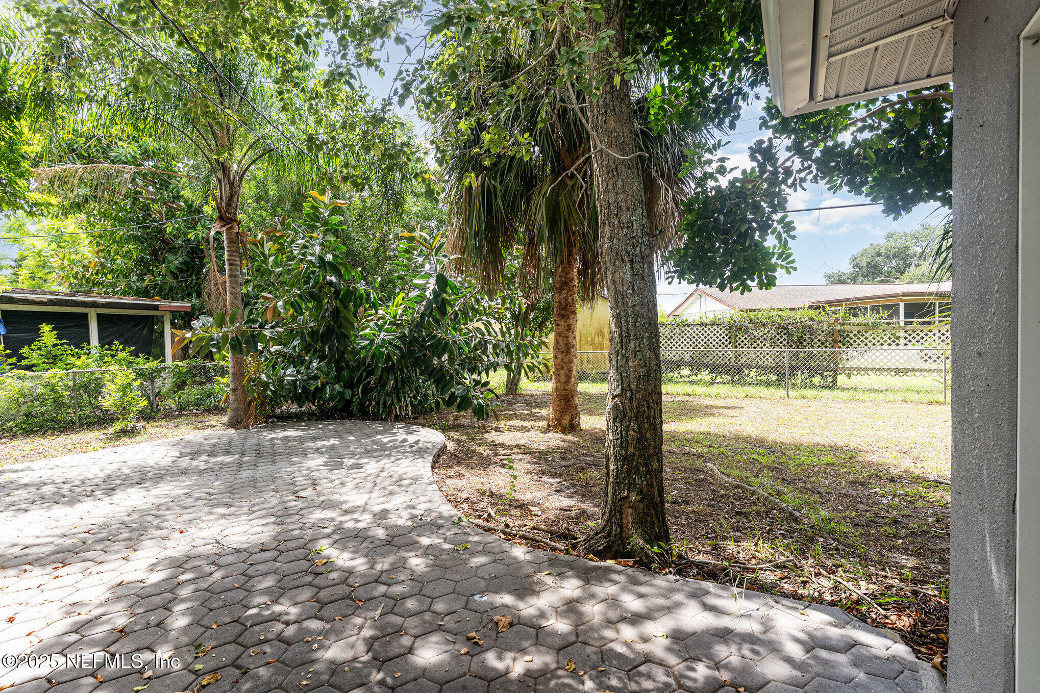 2019 Barkley Avenue Melbourne, FL 32935 - Photo 30 of 34 030__amp3798-edit_268