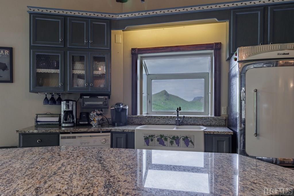 462 Eagle Ridge Road Sapphire, NC 28774 - Photo 25 of 28 Gallery Image 25