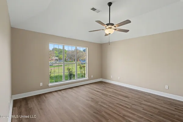 $359,900 | 1679 Sandpiper Cove South, Hernando, MS 38632
