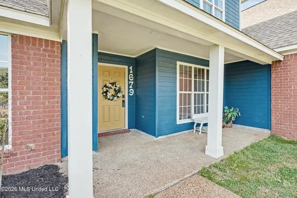 $359,900 | 1679 Sandpiper Cove South, Hernando, MS 38632