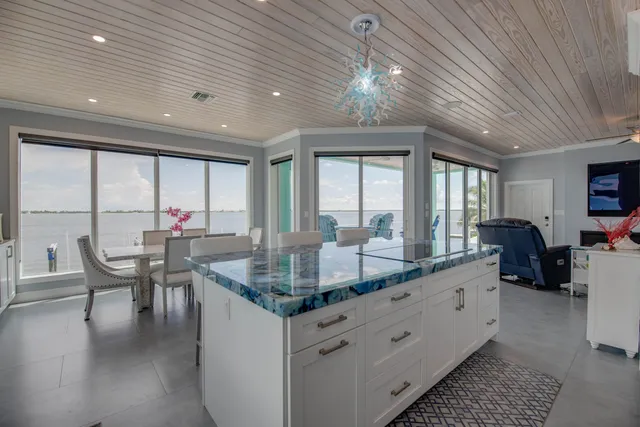 $3,200,000 | 747 La Fitte Road, Summerland Key, FL 33042