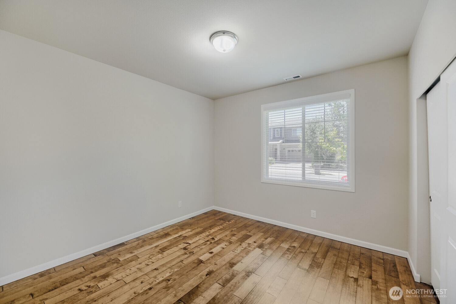 18623 39th Drive Southeast Bothell, WA 98012 - Photo 4 of 33