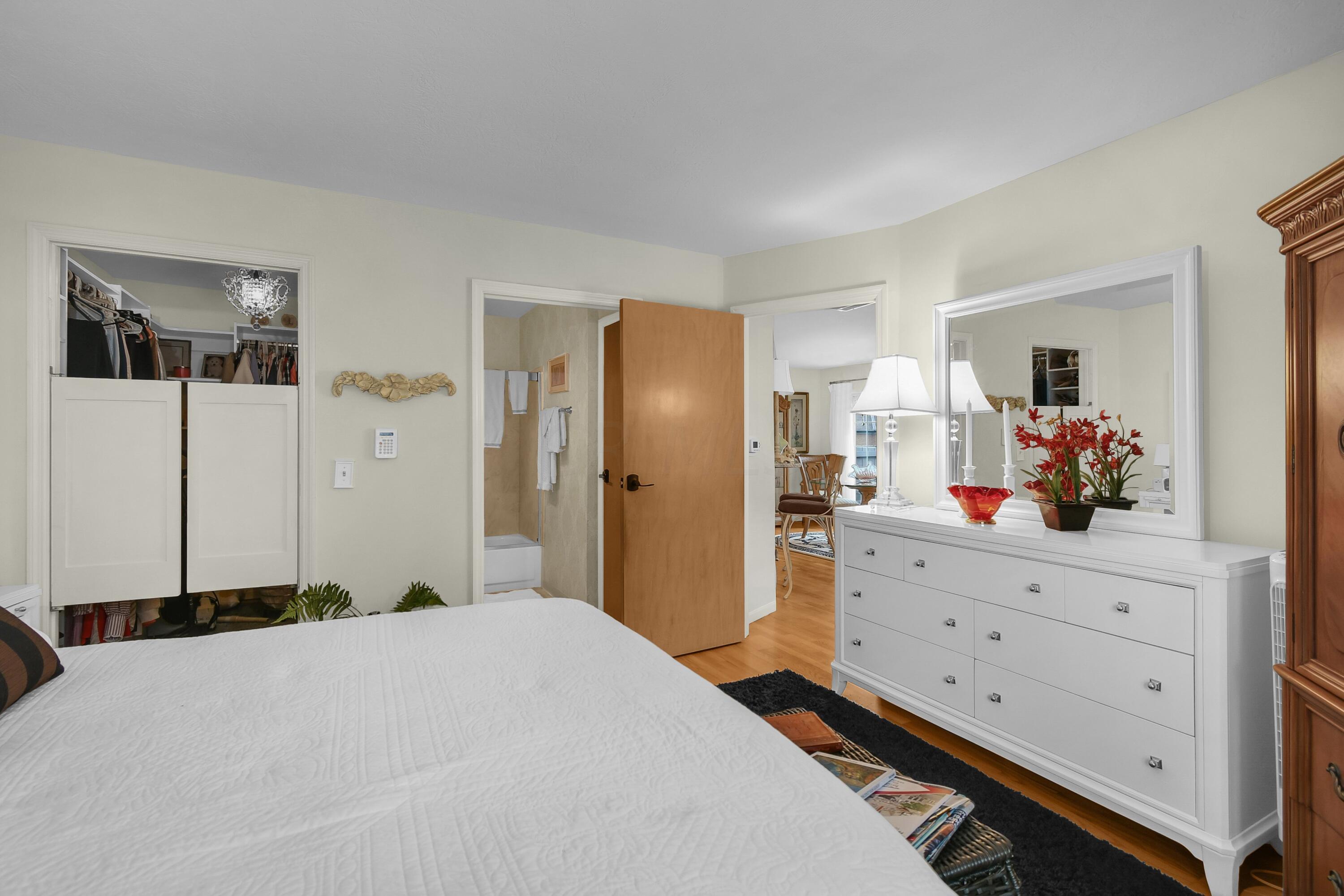 5787 Locbury Lane, Unit R5787 Dublin, OH 43016 - Photo 12 of 22 17-print-5787-locbury-ln