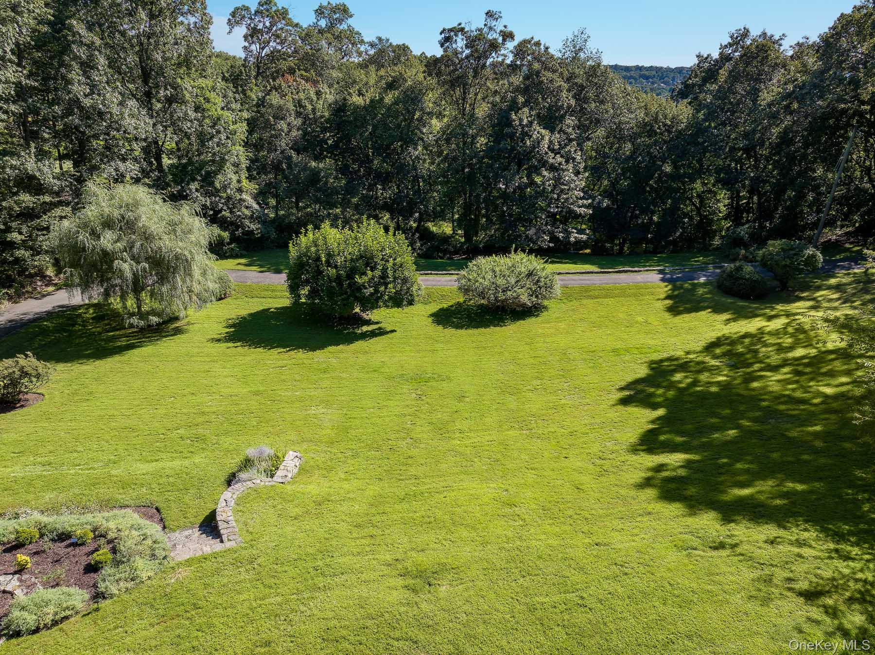 71 Havemeyer Road Irvington, NY 10533 - Photo 32 of 38 a view of an ocean with a house