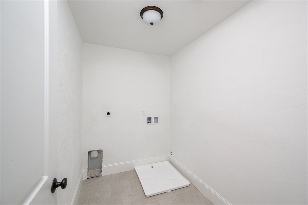 22 Howland Trail, Unit 34 Hanson, MA 02341 - Photo 19 of 29