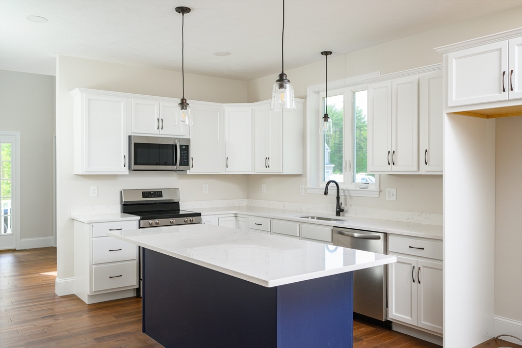 22 Howland Trail, Unit 34 Hanson, MA 02341 - Photo 7 of 29