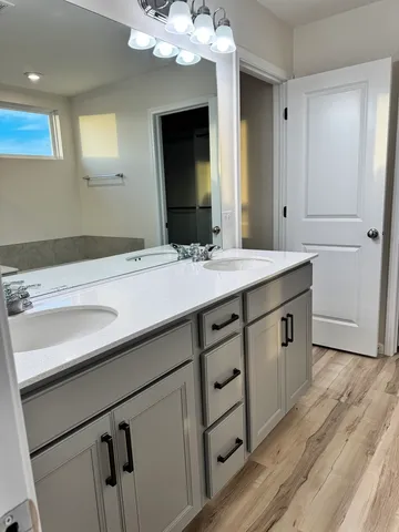 $600,000 | 900 Treeline Drive, Algonquin, IL 60102