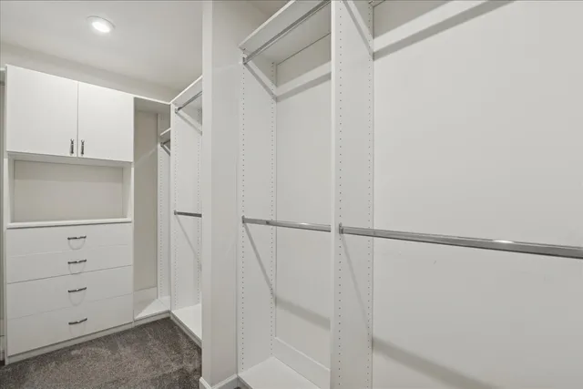 $600,000 | 900 Treeline Drive, Algonquin, IL 60102