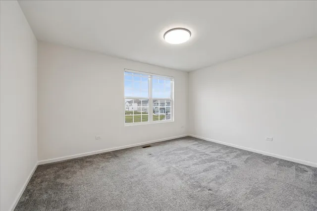 $600,000 | 900 Treeline Drive, Algonquin, IL 60102