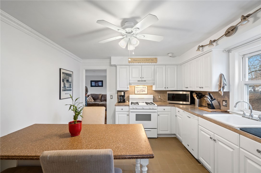 1 Alba Inn Road, Unit 1 Westerly, RI 02891 - Photo 11 of 25 Gallery Image 11