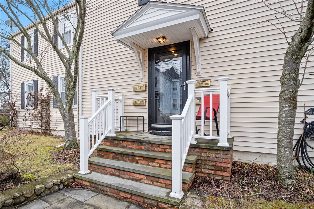 1 Alba Inn Road, Unit 1 Westerly, RI 02891 - Photo 2 of 25 Gallery Image 2