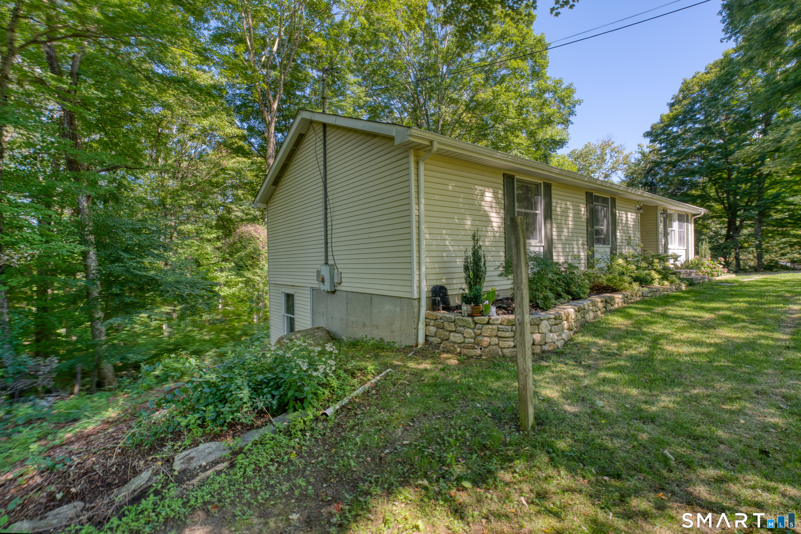 79 Pokorny Road Haddam, CT 06441 - Photo 4 of 40 Gallery Image 4