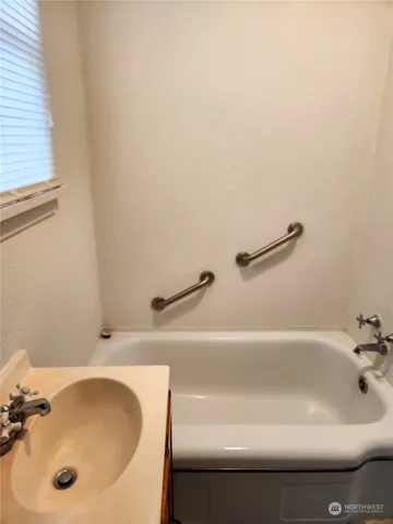 a bathroom with a tub