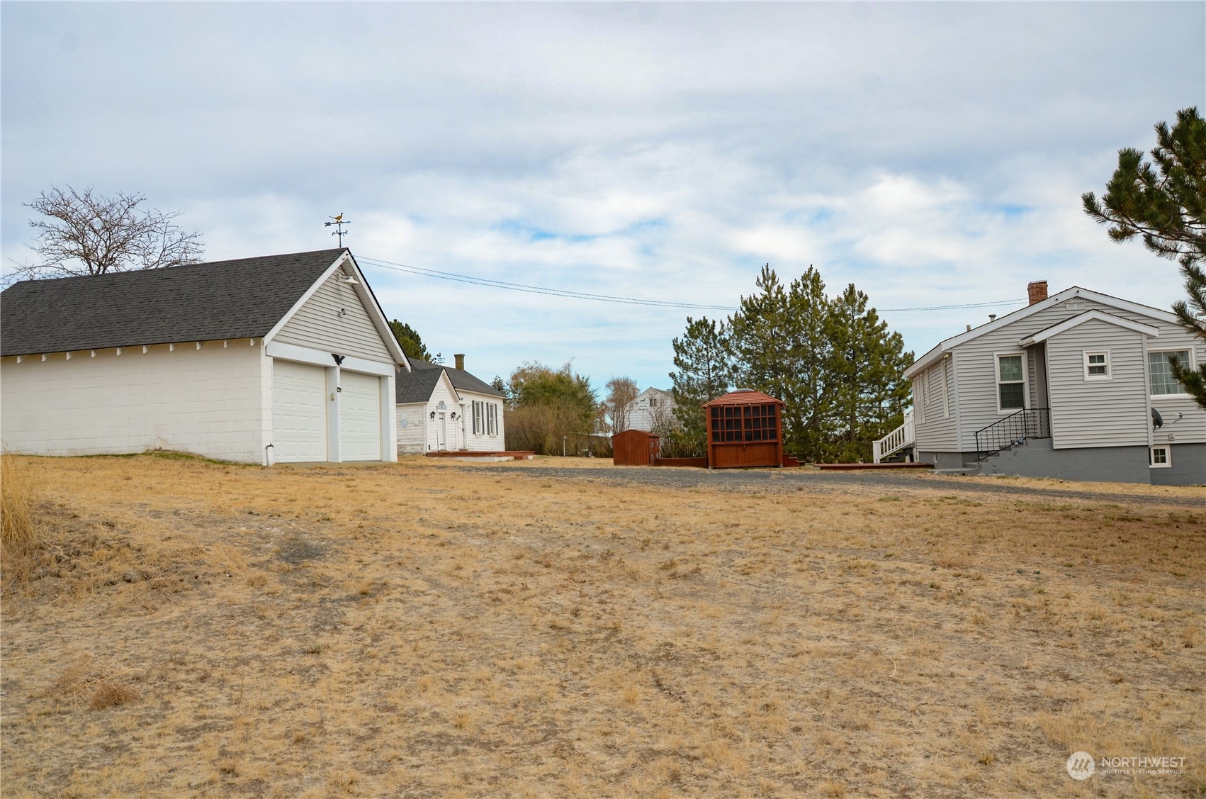 205 East Olive Avenue Ritzville, WA 99169 - Photo 3 of 40