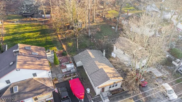 $2,400 | 354 Maxim Drive, Hopatcong, NJ 07843