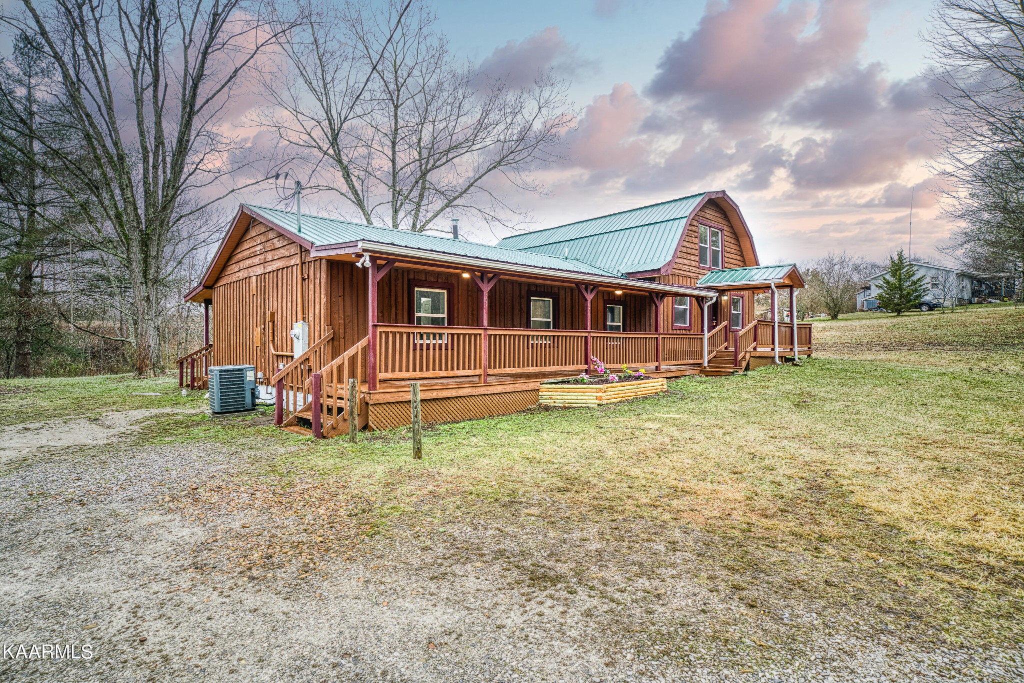511 White Oak Road Jamestown, TN 38556 - Photo 4 of 36 Gallery Image 4