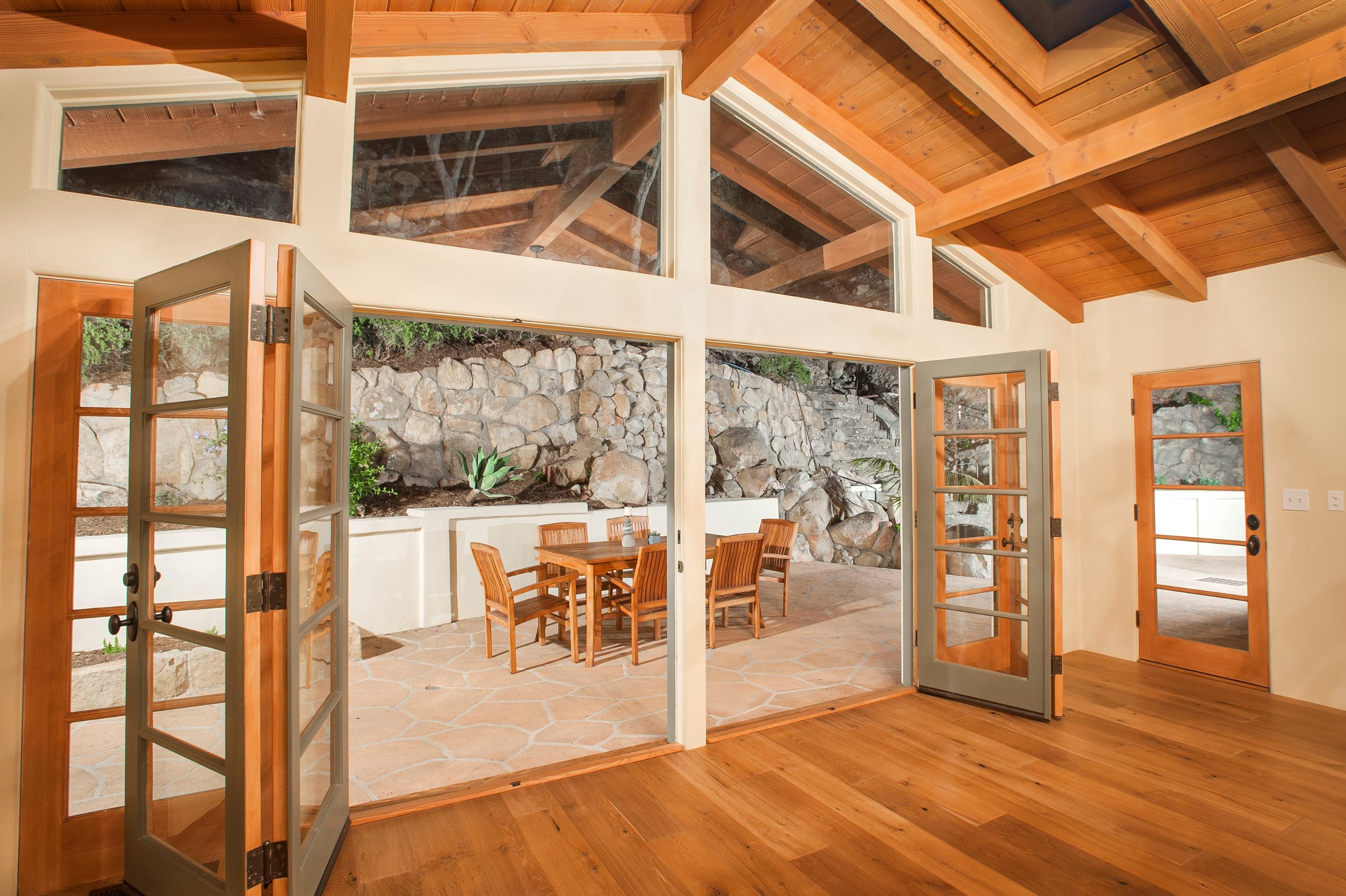 398 Mountain Drive Santa Barbara, CA 93103 - Photo 5 of 28 a view of a living room filled with furniture