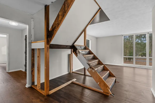 $350,000 | 7127 Beech Rdg Trail, Tallahassee, FL 32312