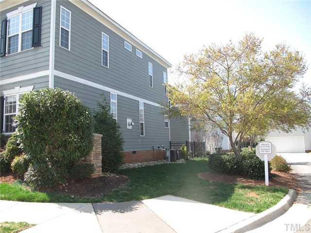 1179 Harp Street Raleigh, NC 27604 - Photo 19 of 20 Yard