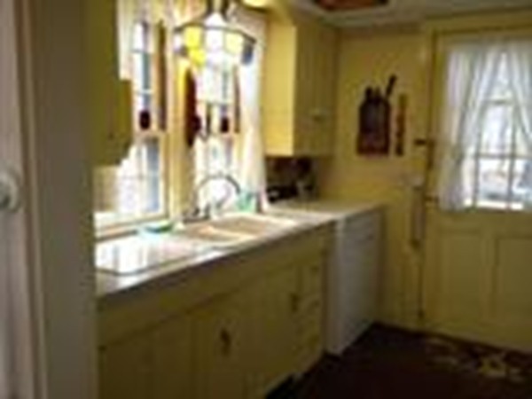 320 Orleans Road Chatham, MA 02650 - Photo 3 of 17 Gallery Image 3