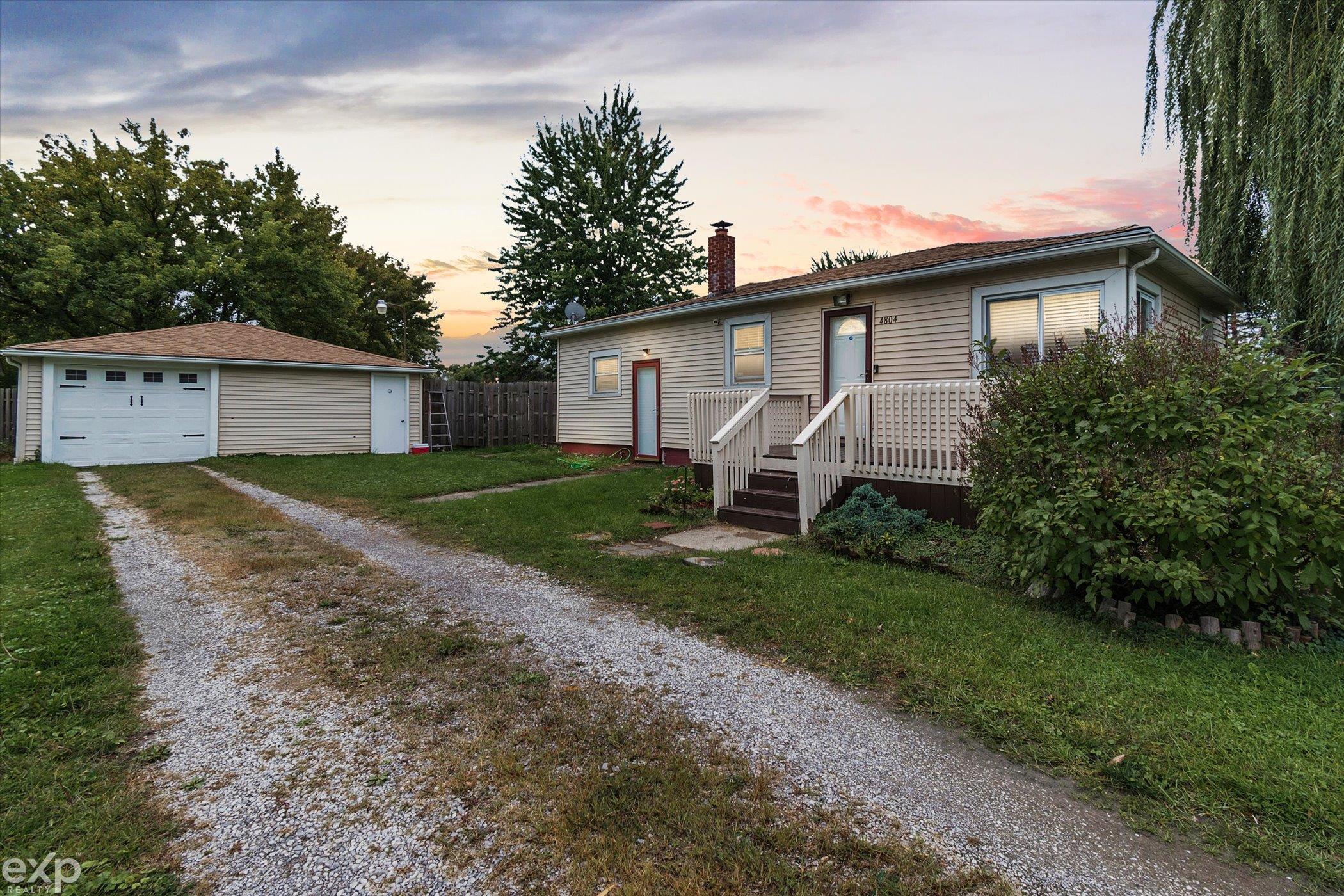 4804 Hess Road Saginaw, MI 48601 - Photo 1 of 31 50092047.JPG