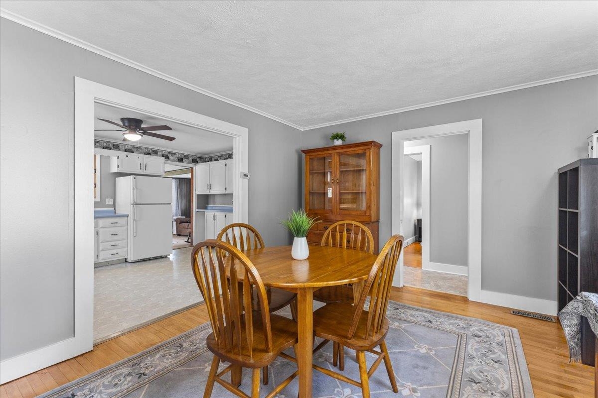 13 Dunning Street Swanton, VT 05488 - Photo 5 of 27