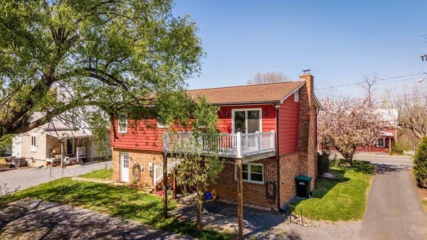 $345,000 | 522 North Main Street, Mount Crawford, VA 22841