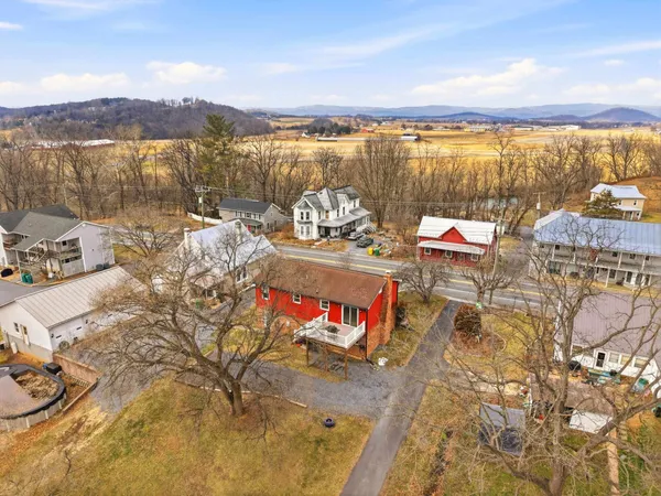 $345,000 | 522 North Main Street, Mount Crawford, VA 22841