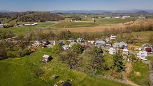 $345,000 | 522 North Main Street, Mount Crawford, VA 22841