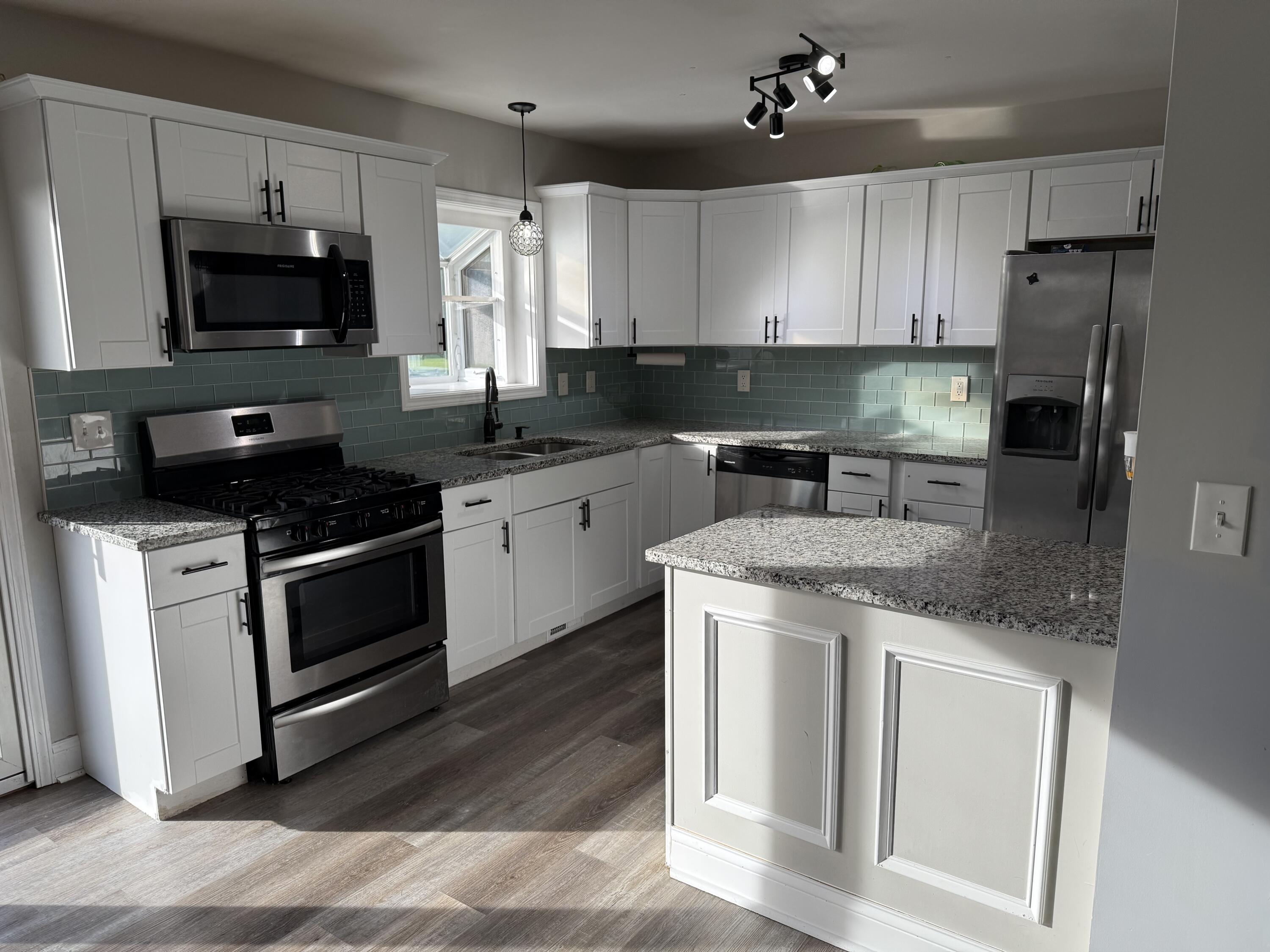 7600 West Mill Court Hobart, IN 46342 - Photo 12 of 28 3000x2250