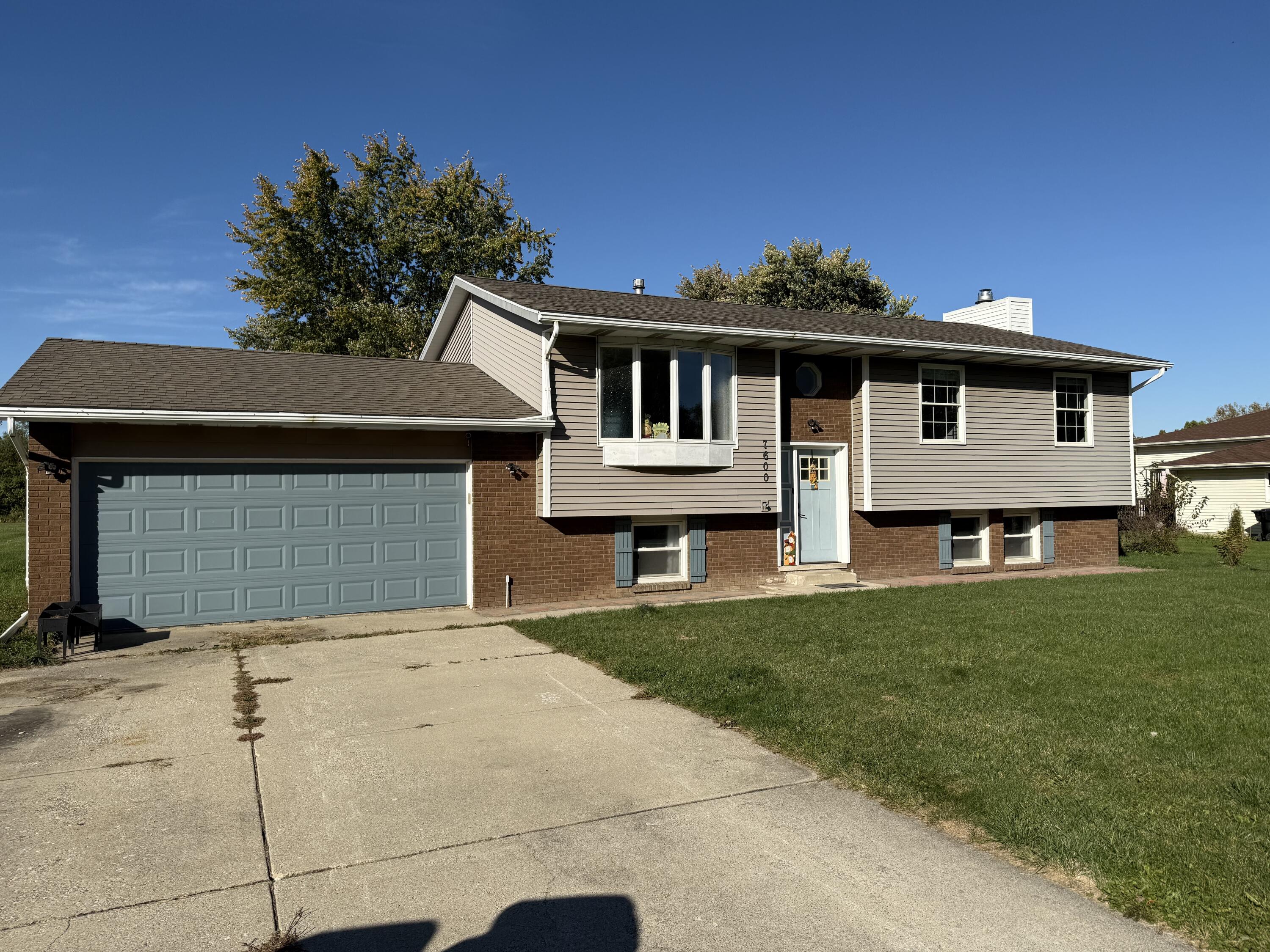 7600 West Mill Court Hobart, IN 46342 - Photo 3 of 28 3000x2250