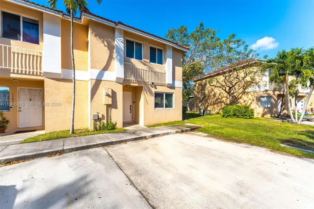 $3,000 | 17864 Southwest 141st Court, Unit 17864, Miami, FL 33177