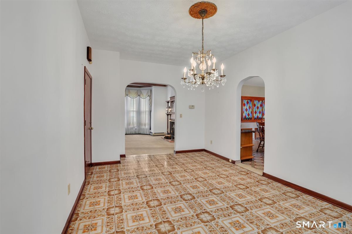 149 Spring Street Middletown, CT 06457 - Photo 16 of 32 Gallery Image 16