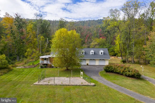 $698,000 | 13829 Mountain Road, Lovettsville, VA 20180