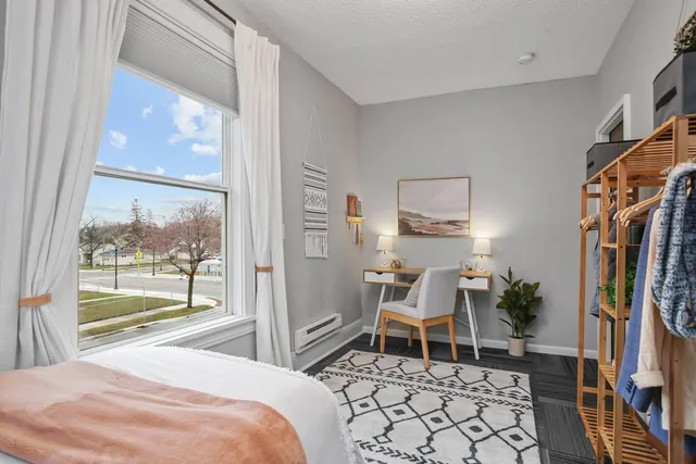 $2,200 | 4405 North Morgan Avenue, Unit 2, Minneapolis, MN 55412