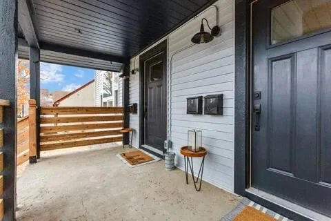 $2,200 | 4405 North Morgan Avenue, Unit 2, Minneapolis, MN 55412