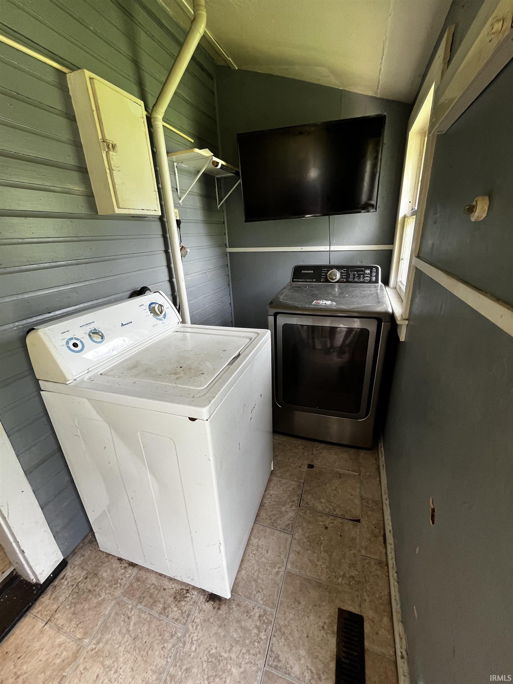 1004 Center Street Elkhart, IN 46516 - Photo 25 of 31