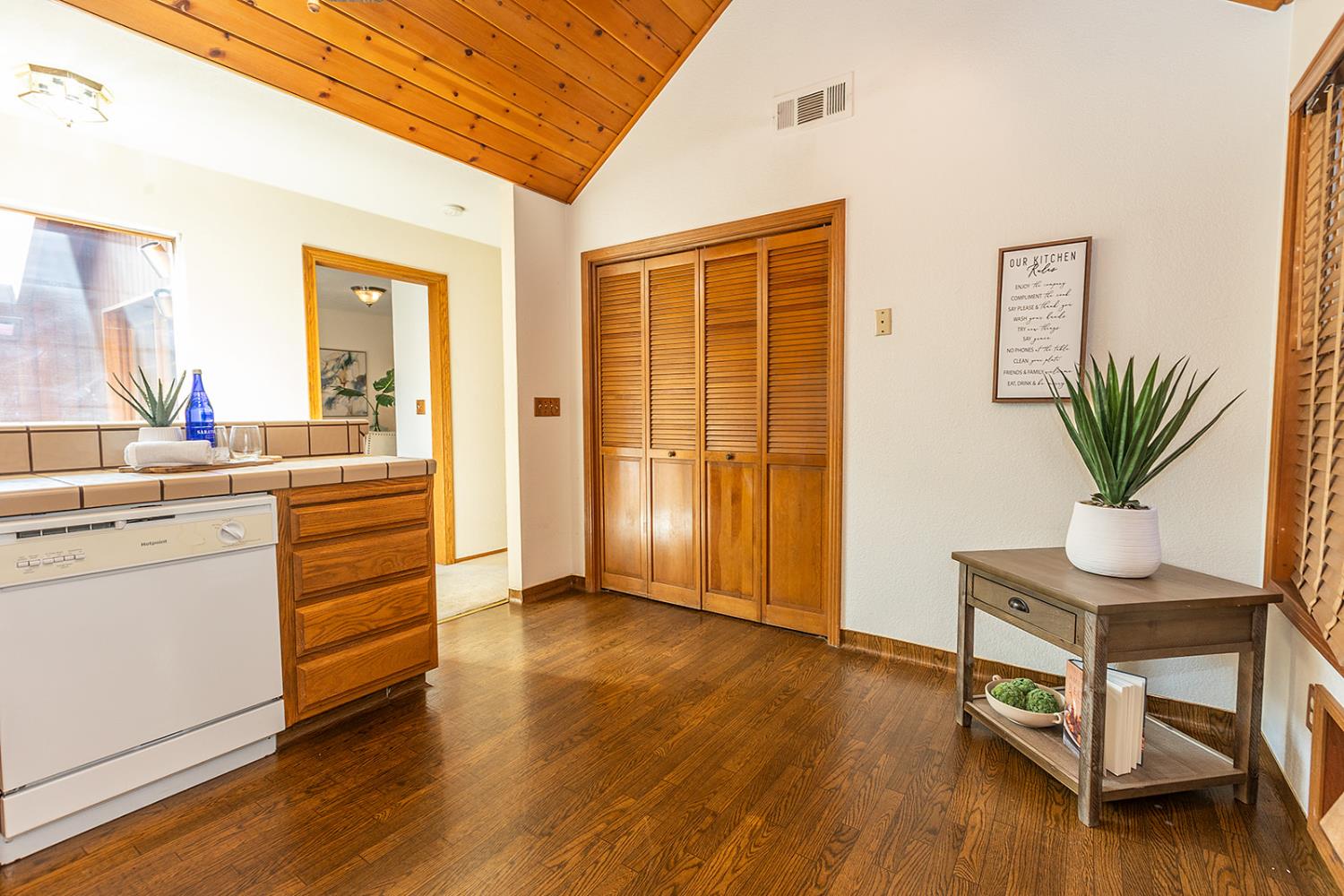 3913 Cougar Place Modesto, CA 95356 - Photo 20 of 40 a room with wooden floor and furniture