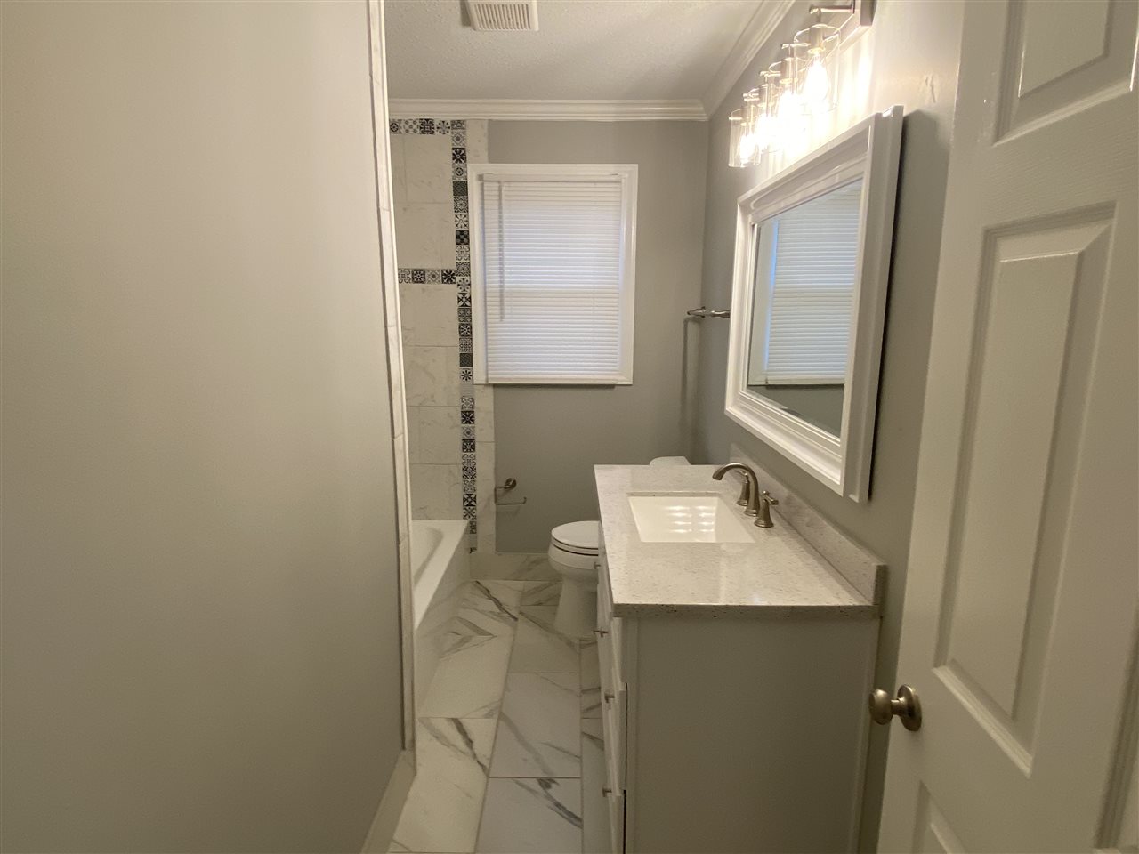 427 North Perkins Road Memphis, TN 38117 - Photo 15 of 18