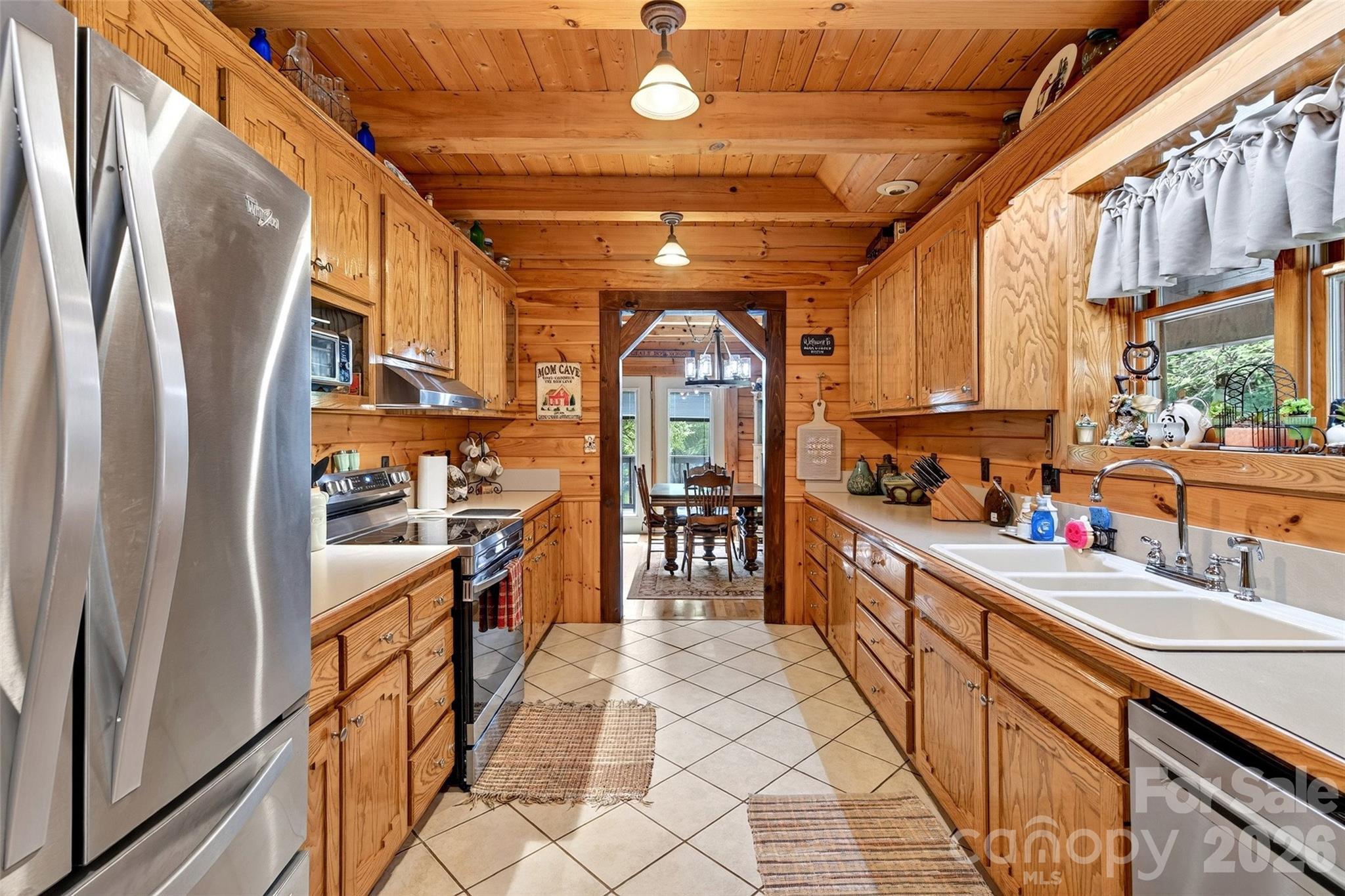 664 Paxton Creek Road Marion, NC 28752 - Photo 6 of 47