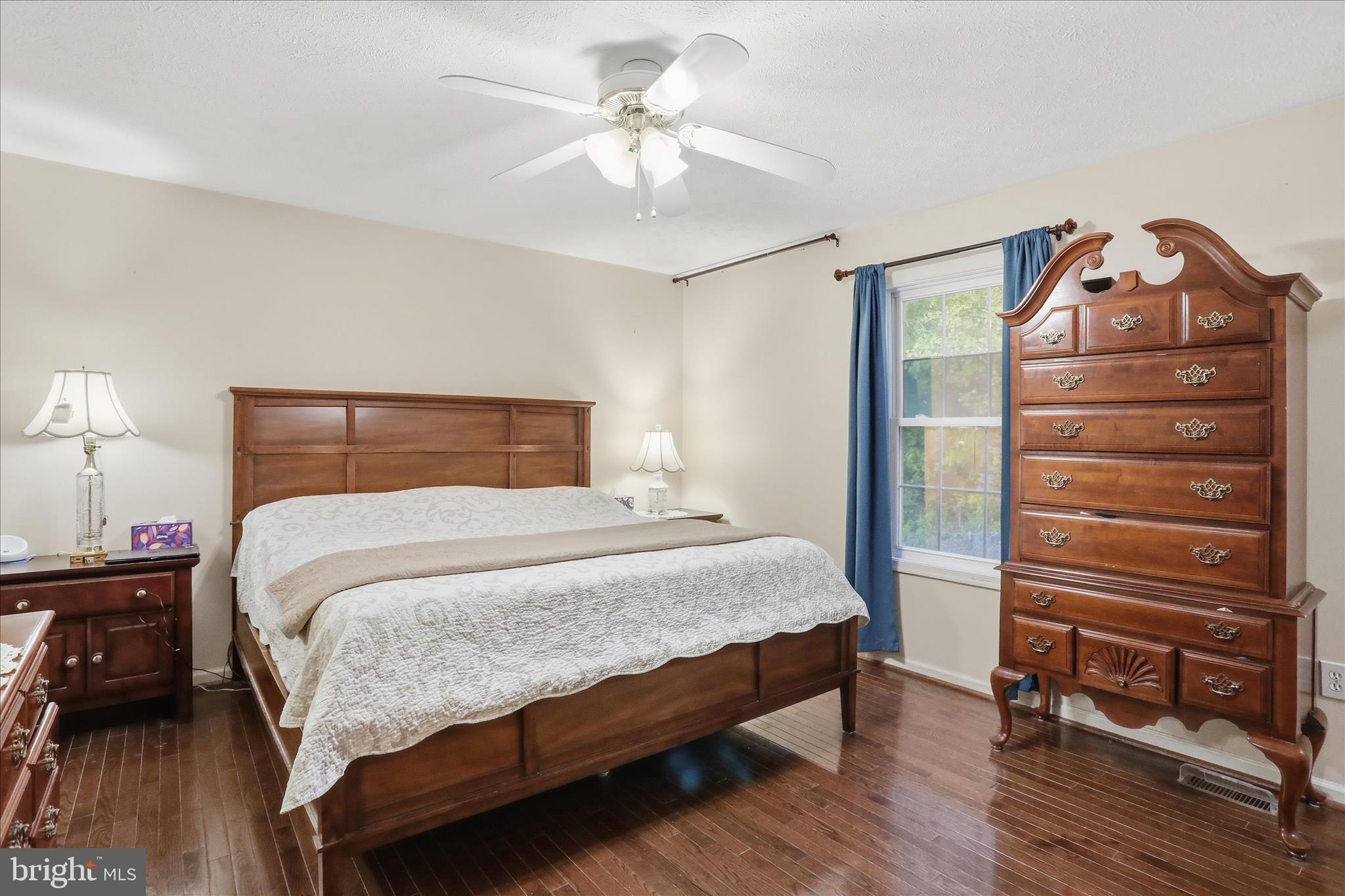 126 Cliffside Road Linden, VA 22642 - Photo 12 of 49 Primary Bedroom Suite with Attached Bathroom