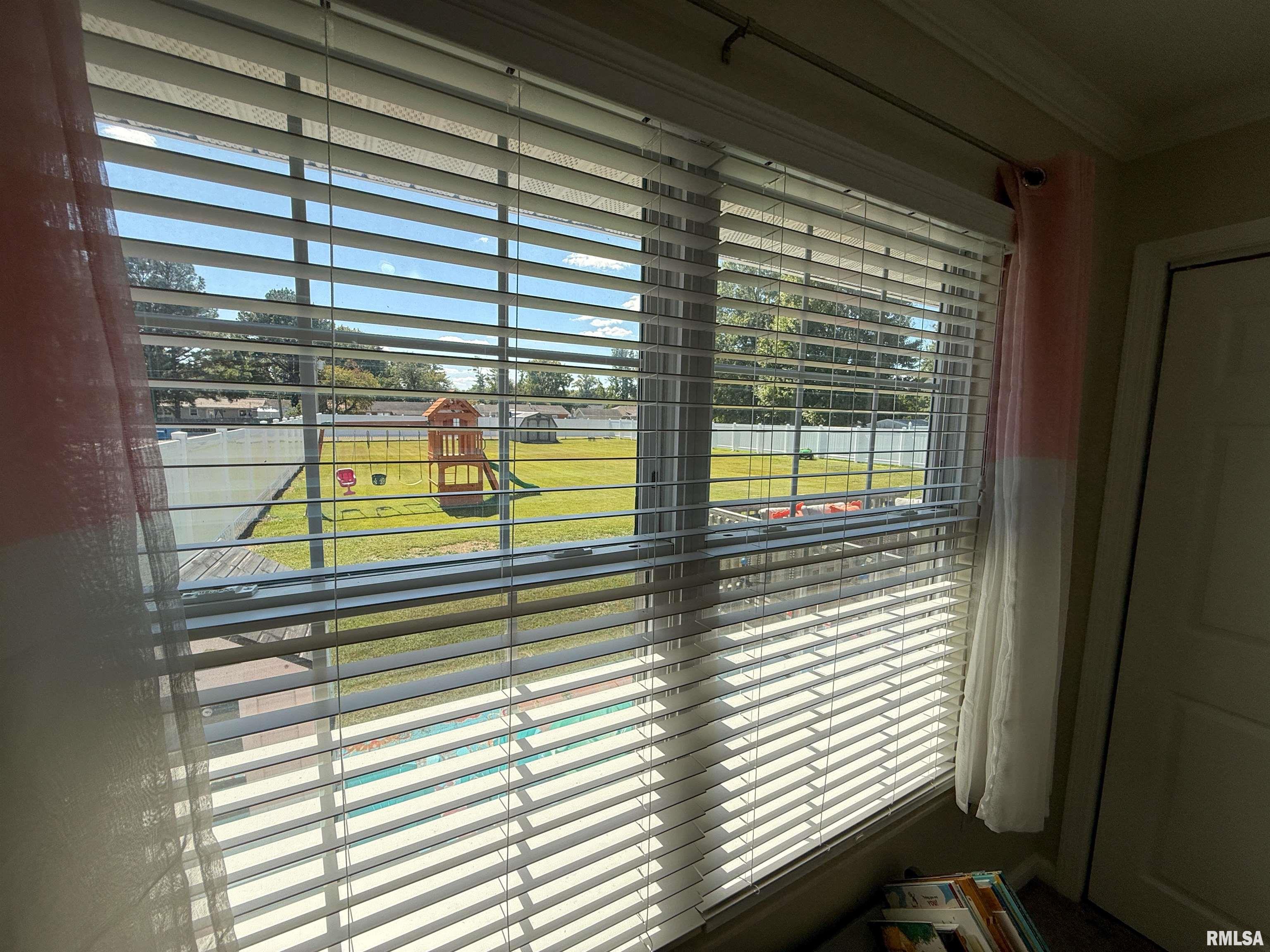 612 East 12th Street Flora, IL 62839 - Photo 57 of 98