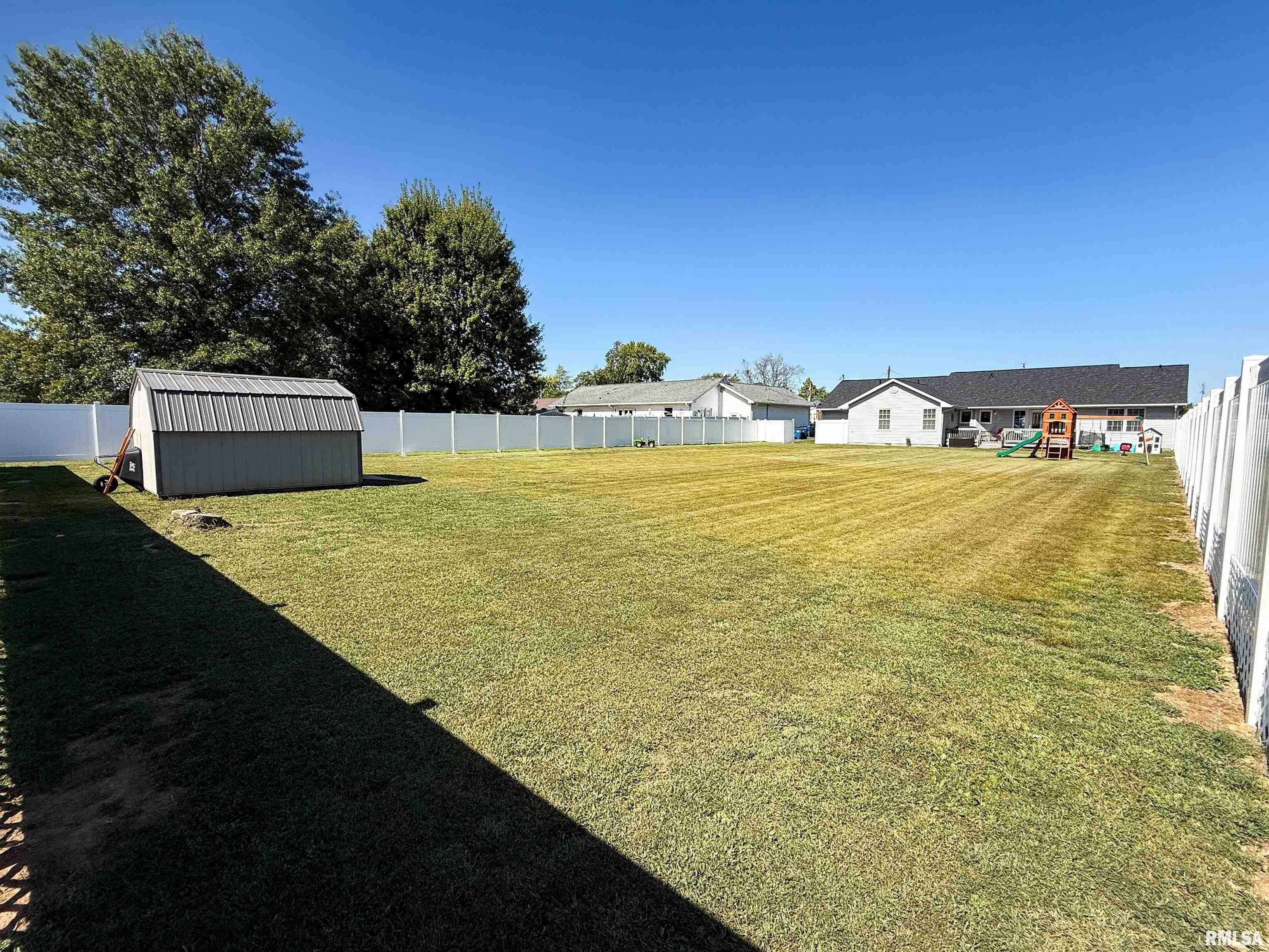 612 East 12th Street Flora, IL 62839 - Photo 85 of 98