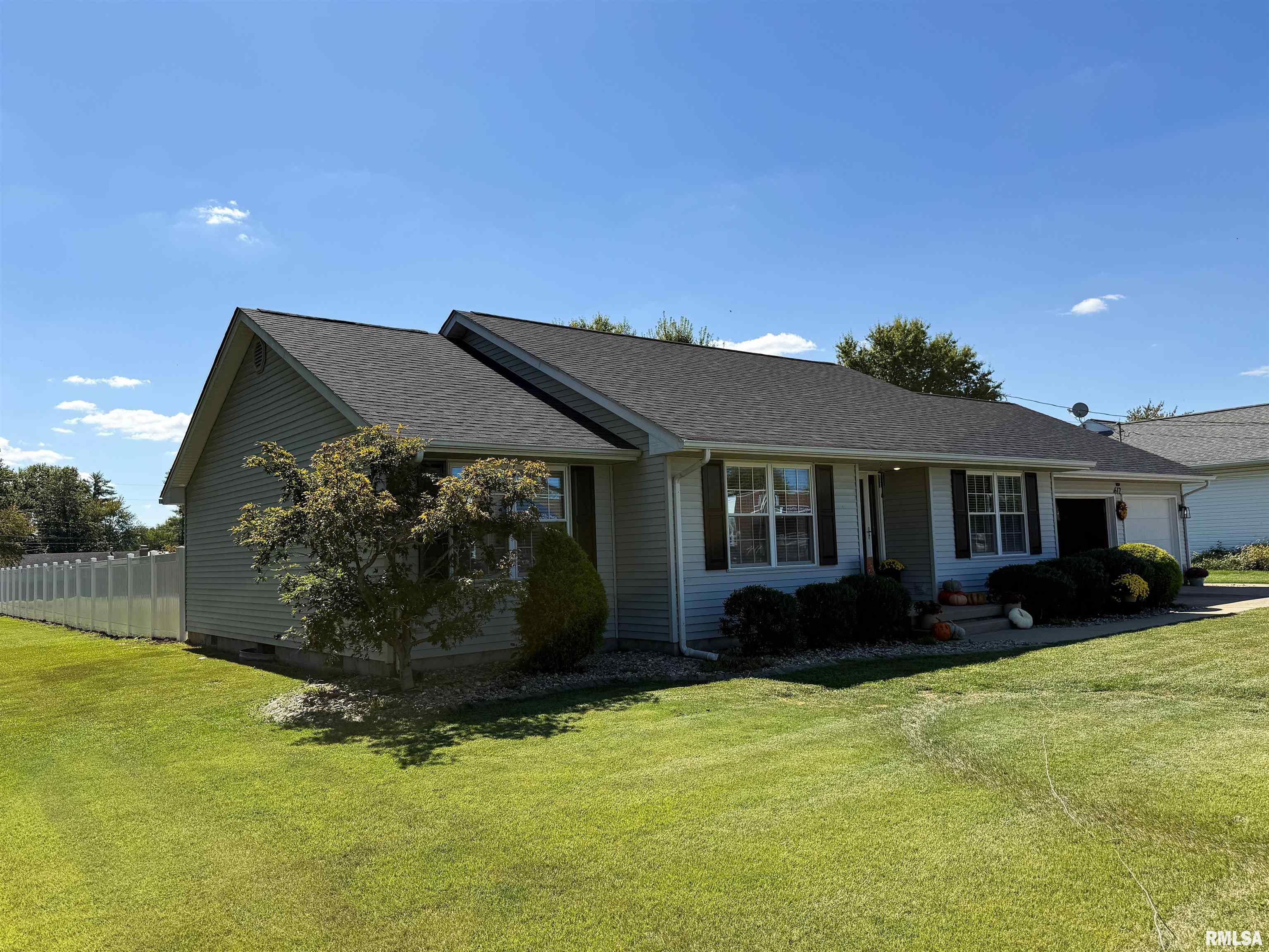 612 East 12th Street Flora, IL 62839 - Photo 92 of 98