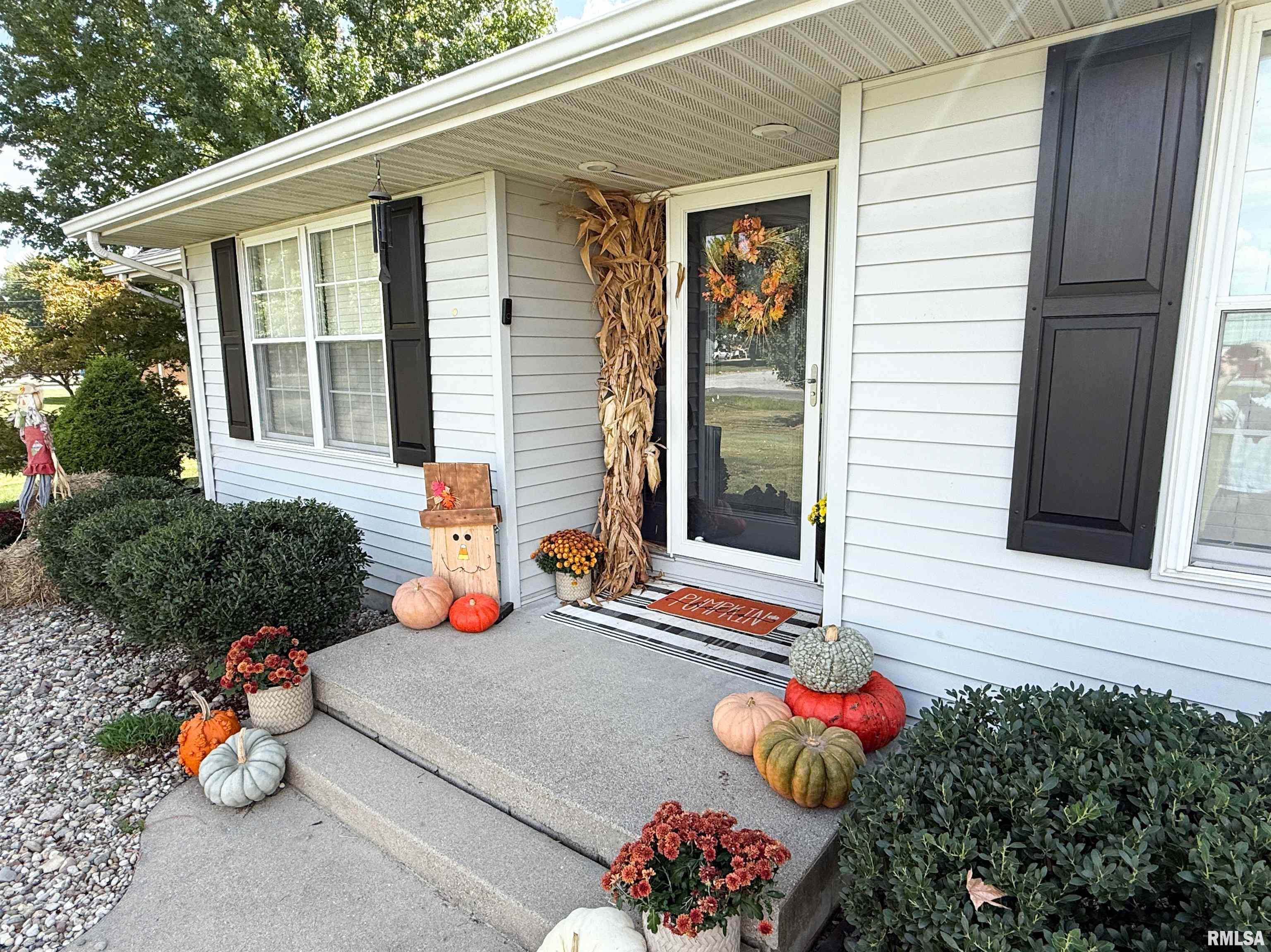 612 East 12th Street Flora, IL 62839 - Photo 10 of 98