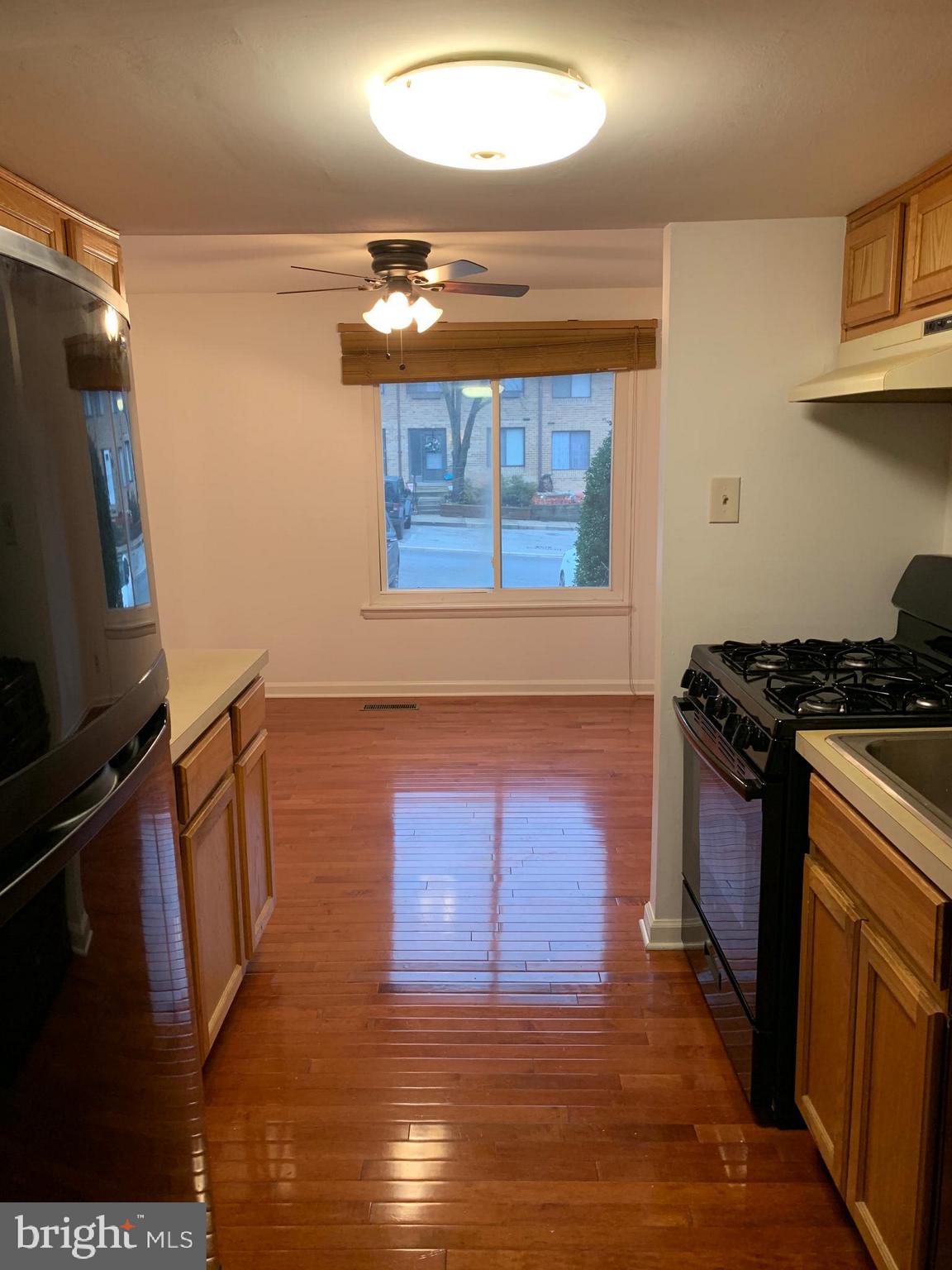 8941 Footed Ridge Columbia, MD 21045 - Photo 3 of 5 Gallery Image 3