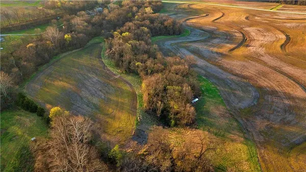 $794,500 | Williams Road, Dearborn, MO 64439