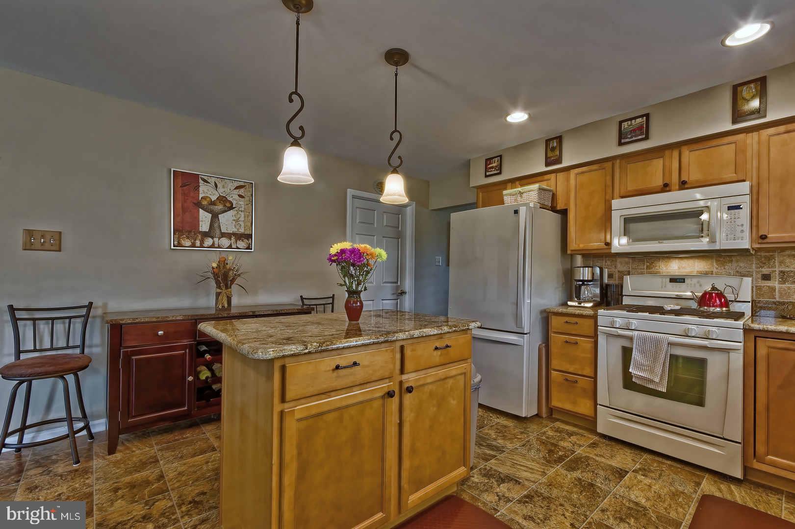 16 Eagle Ridge Drive Mantua, NJ 08051 - Photo 11 of 24 Center Island.