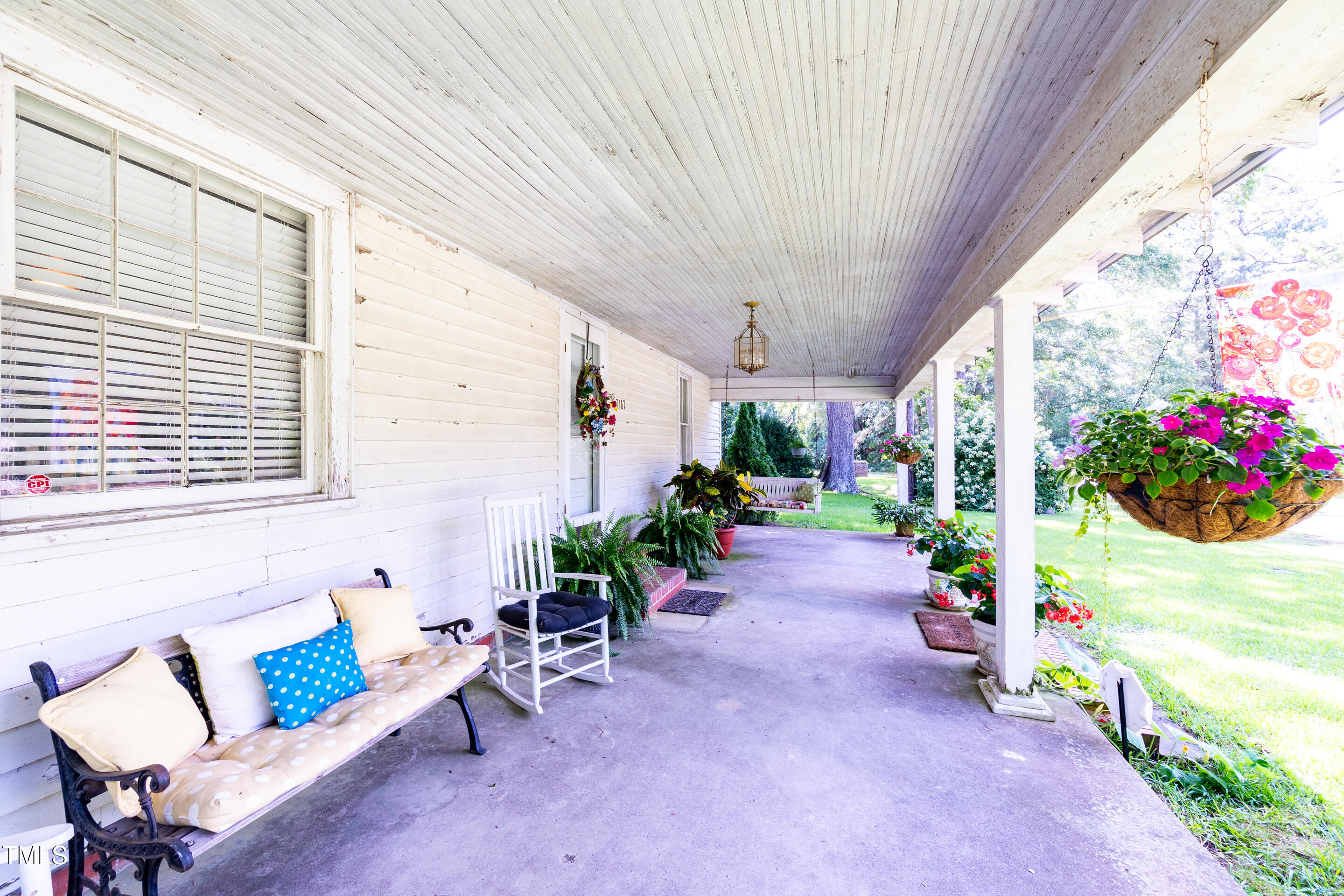 7167 Adolph Road Bailey, NC 27807 - Photo 4 of 18 DSC08266-13