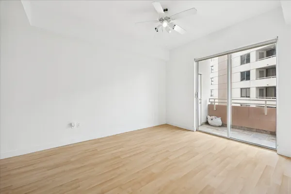 $2,100 | 3505 Sage Road, Unit 1106, Houston, TX 77056